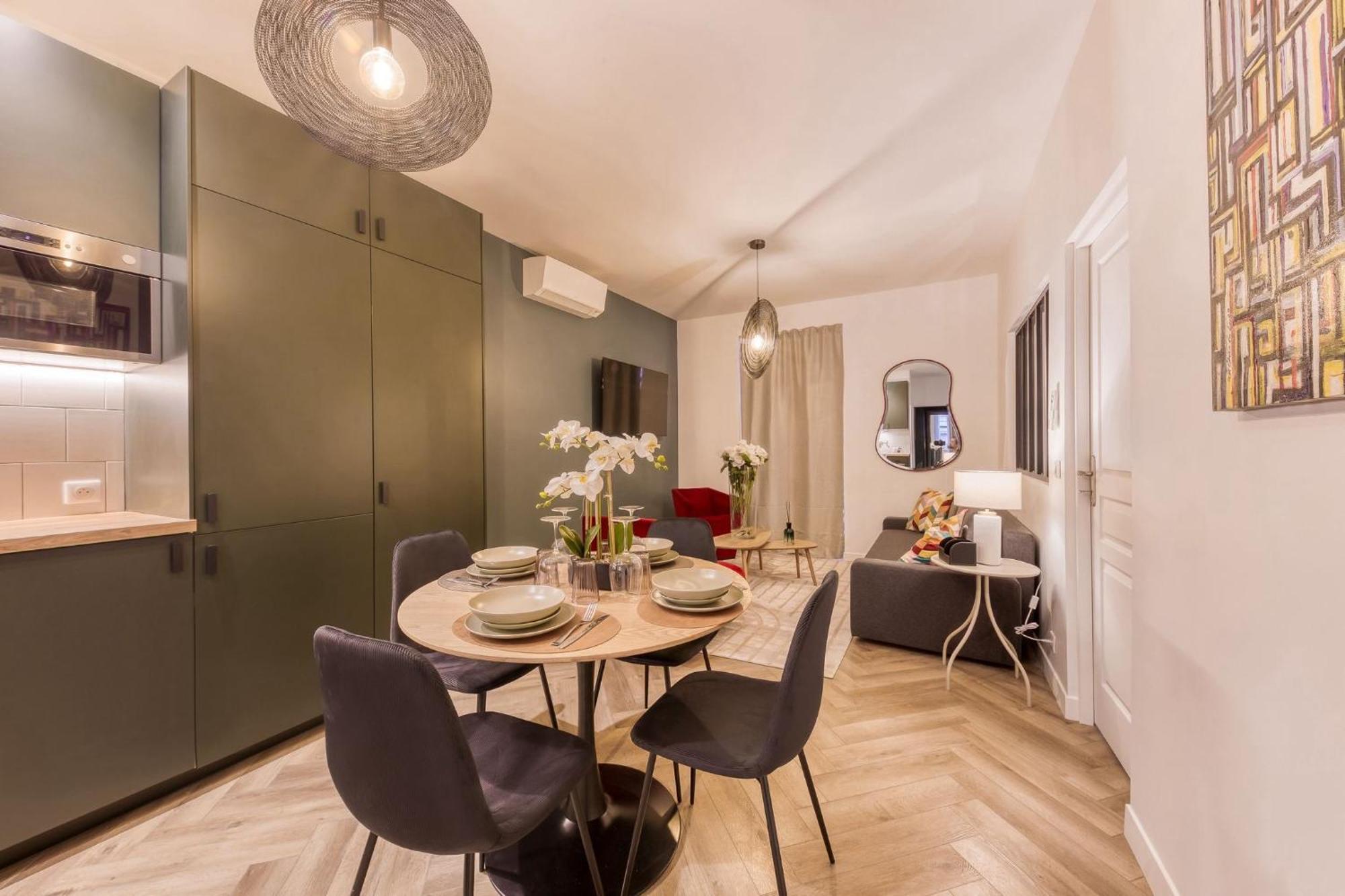 Moderne & Spacieux - Terrasse Privee - Parking Gratuit - 6 Pers Montreuil (Seine-Saint-Denis) Ngoại thất bức ảnh